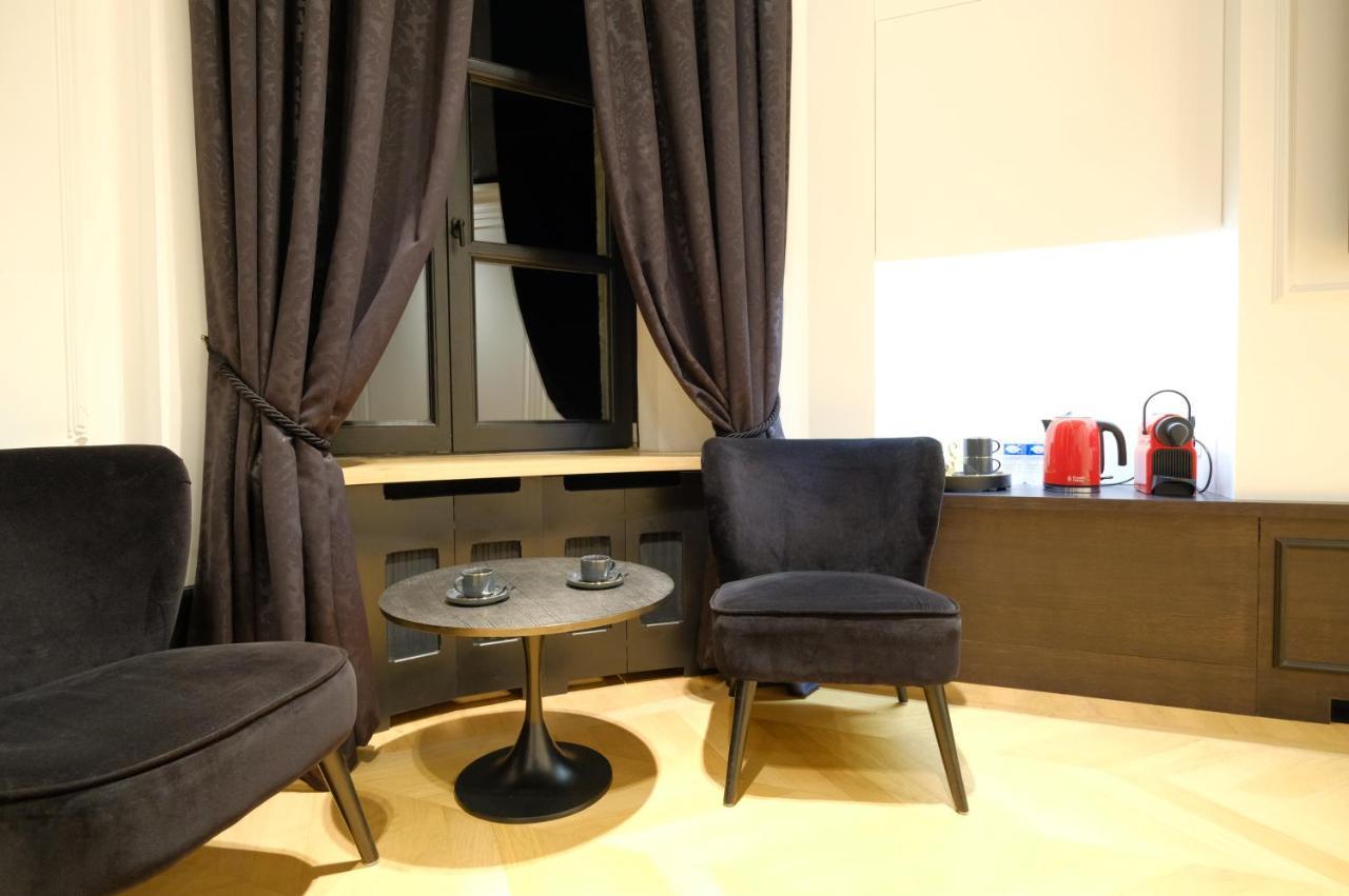 Suite La Duchesse Et Parking Prive Gratuit 몽스 외부 사진